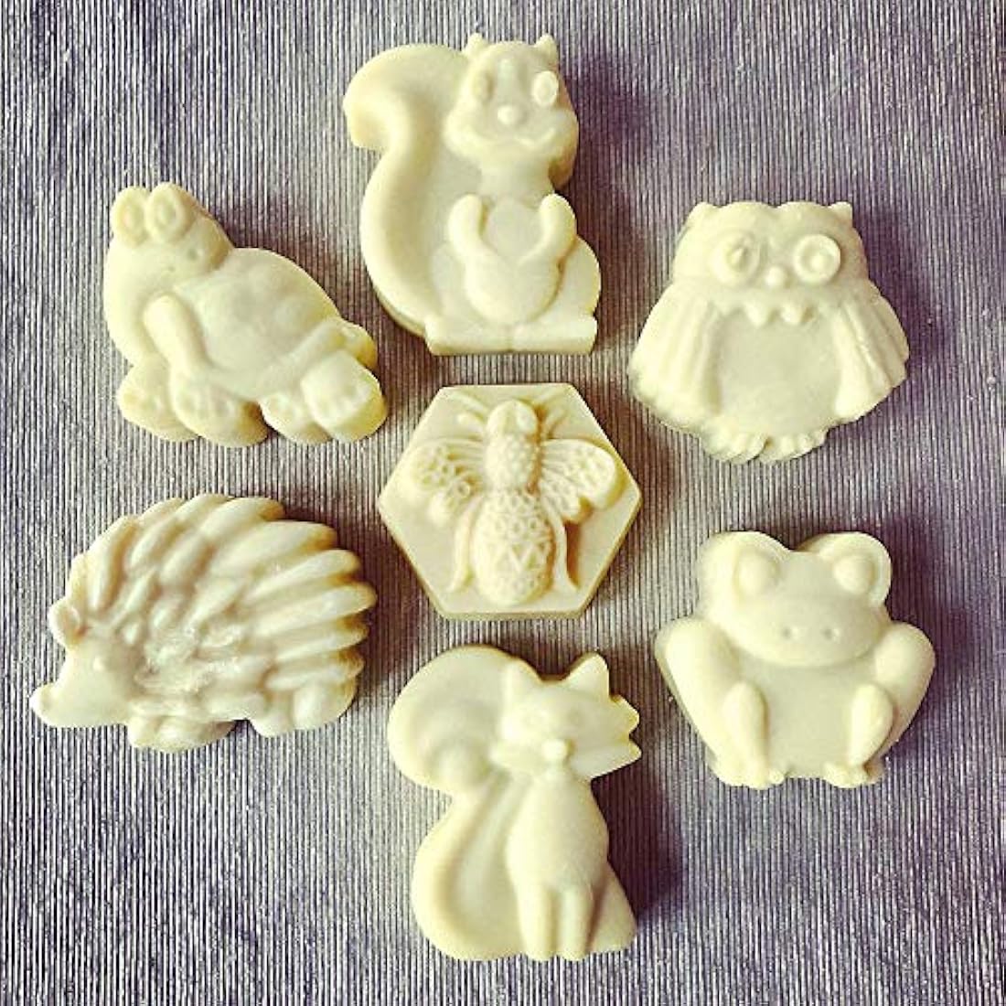 Molde de silicona para animales de bosque – MoldFun ardilla rana zorro tortuga búho erizo bandeja para cubitos de hielo, gelatina, galletas, magdalenas, pasteles, chocolate, jabón, barra de loción, cera, arcilla, cereza, yeso, hormigón