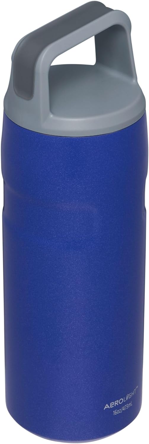 Botella de agua IceFlow™ con tapa y asa