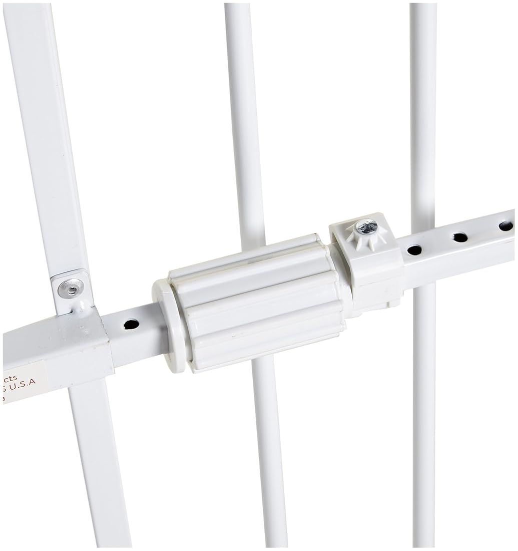 Puerta para mascotas expandible de metal Carlson, 26-42