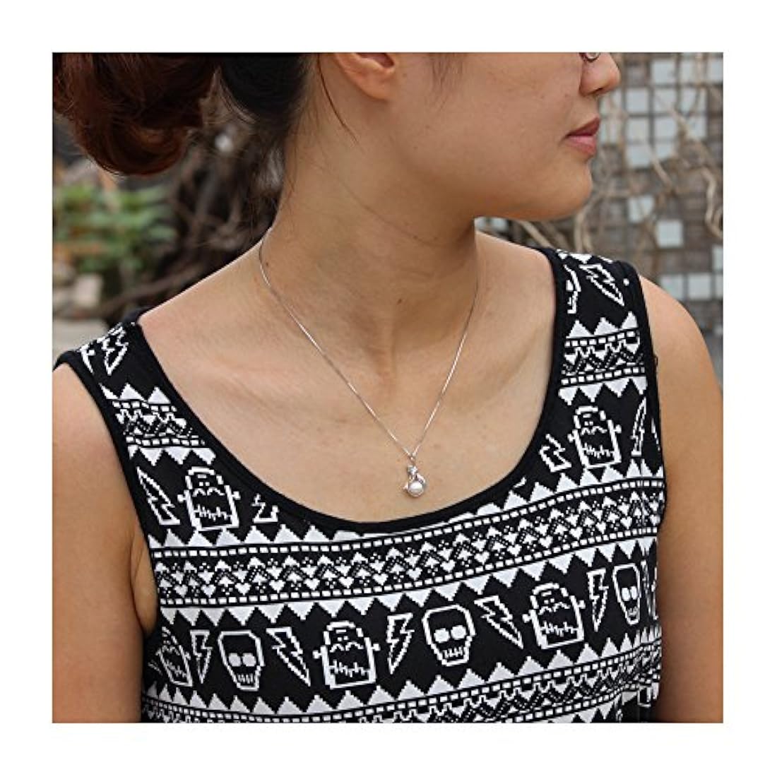 Collar con colgante de sirena de plata de ley 925