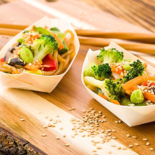 Pequeños botes de madera desechables