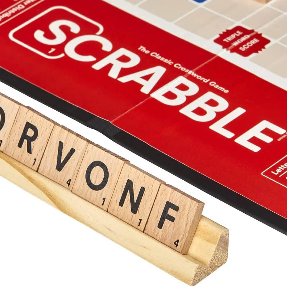 Juego de palabras Scrabble de Hasbro, clásico para 2-4 jugadores