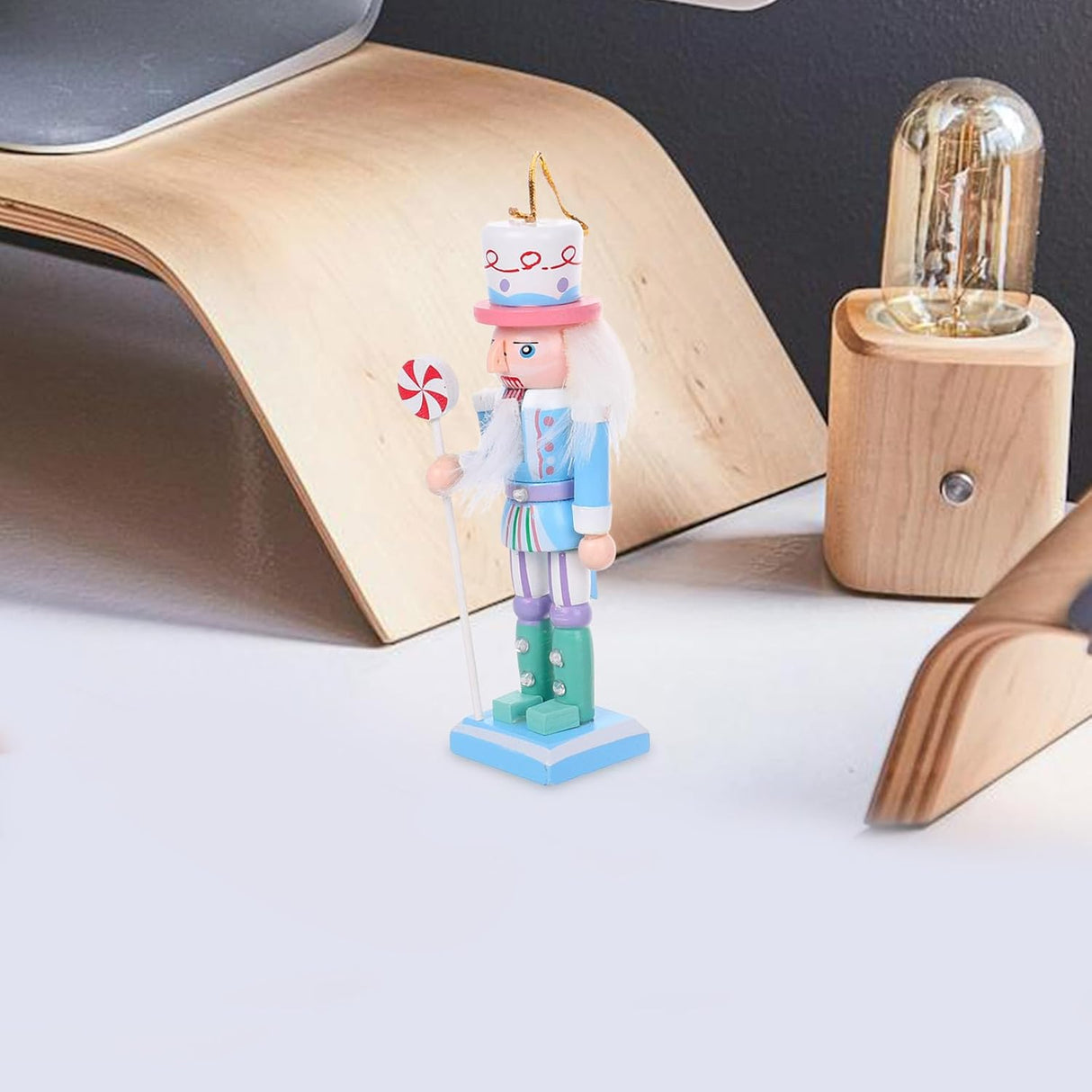 Adornos de Navidad VOSAREA 4pcs Soldados Nutcracker de Madera