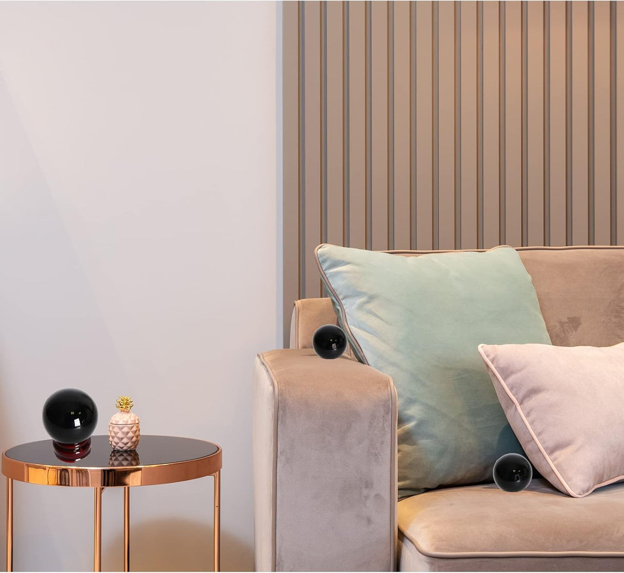 JIC Gem Bola esférica pequeña de obsidiana negra con soporte