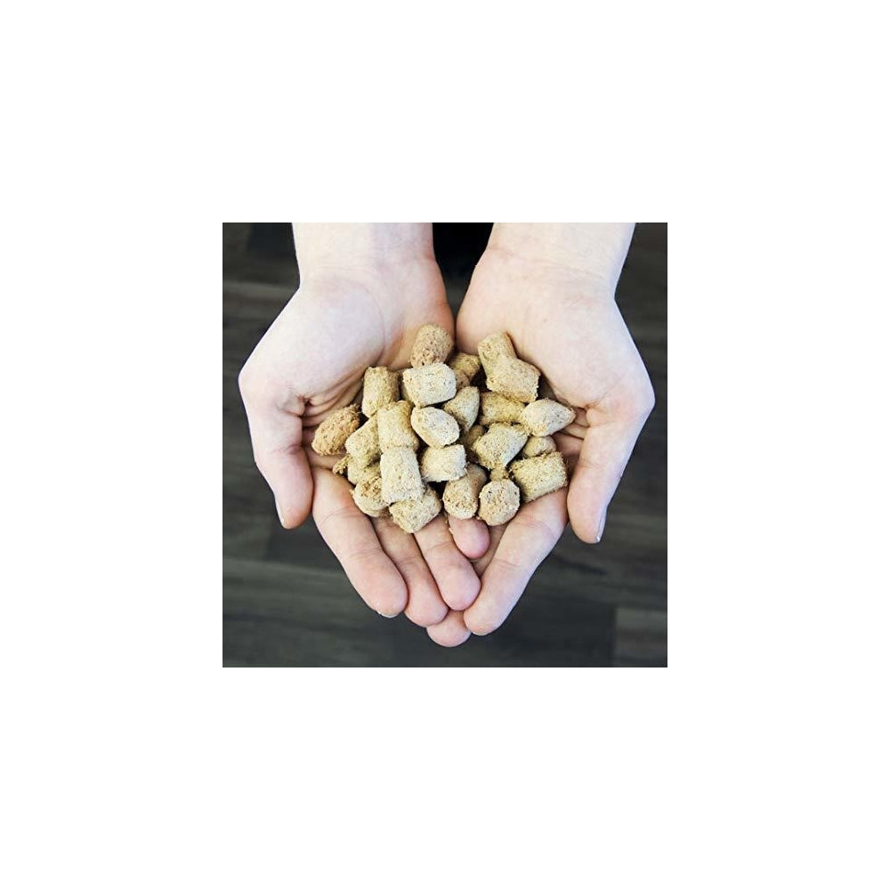 Bocadillos liofilizados crudos para gatos.