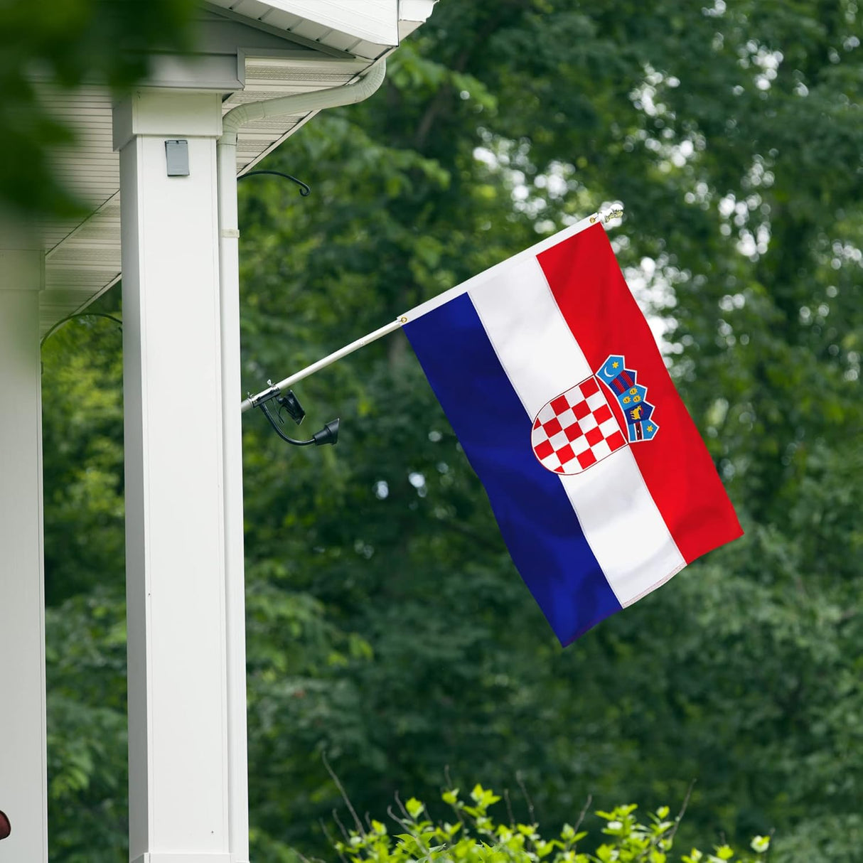 Bandera croata de alta calidad de 3 x 5 pulgadas Bordada