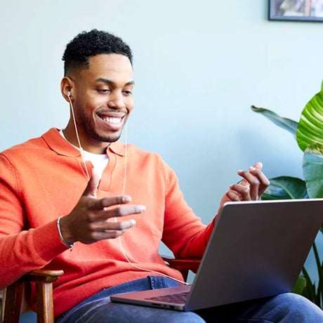 Auriculares JBL TUNE 310C Hi-Res con cable plano y micrófono