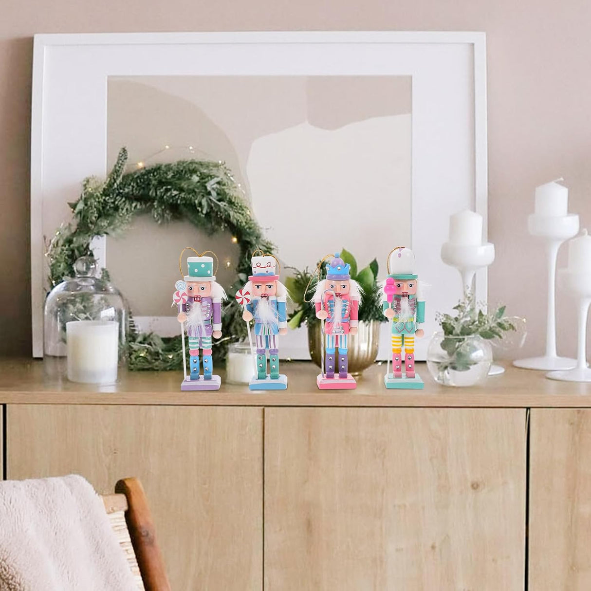 Adornos de Navidad VOSAREA 4pcs Soldados Nutcracker de Madera