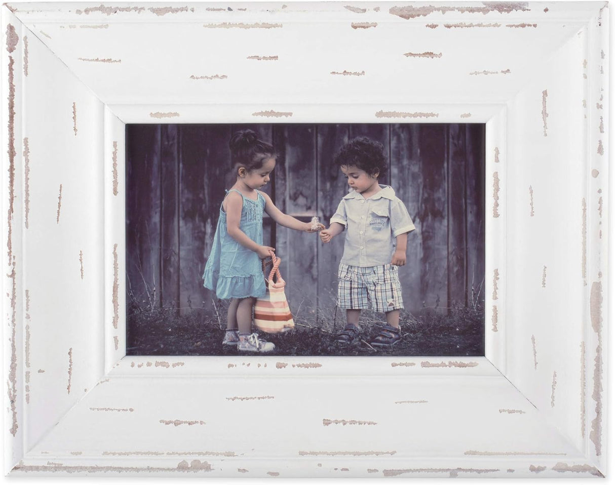 Colección de portarretratos de madera envejecida