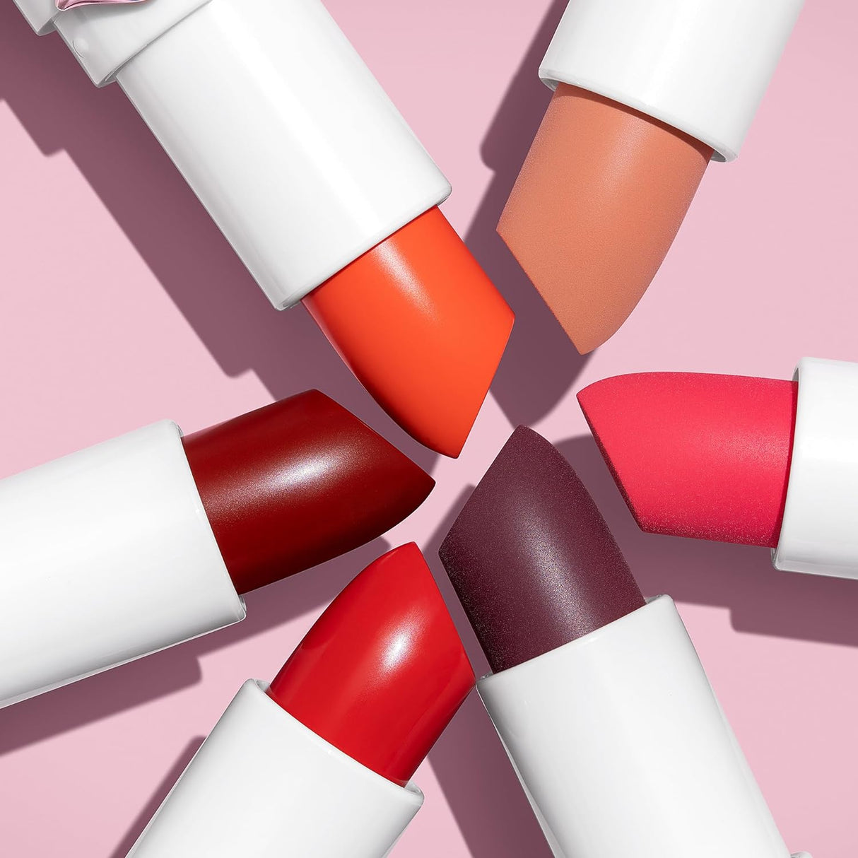 Lápiz labial Mega Last High-Shine, nutritivo, cremoso y vegano