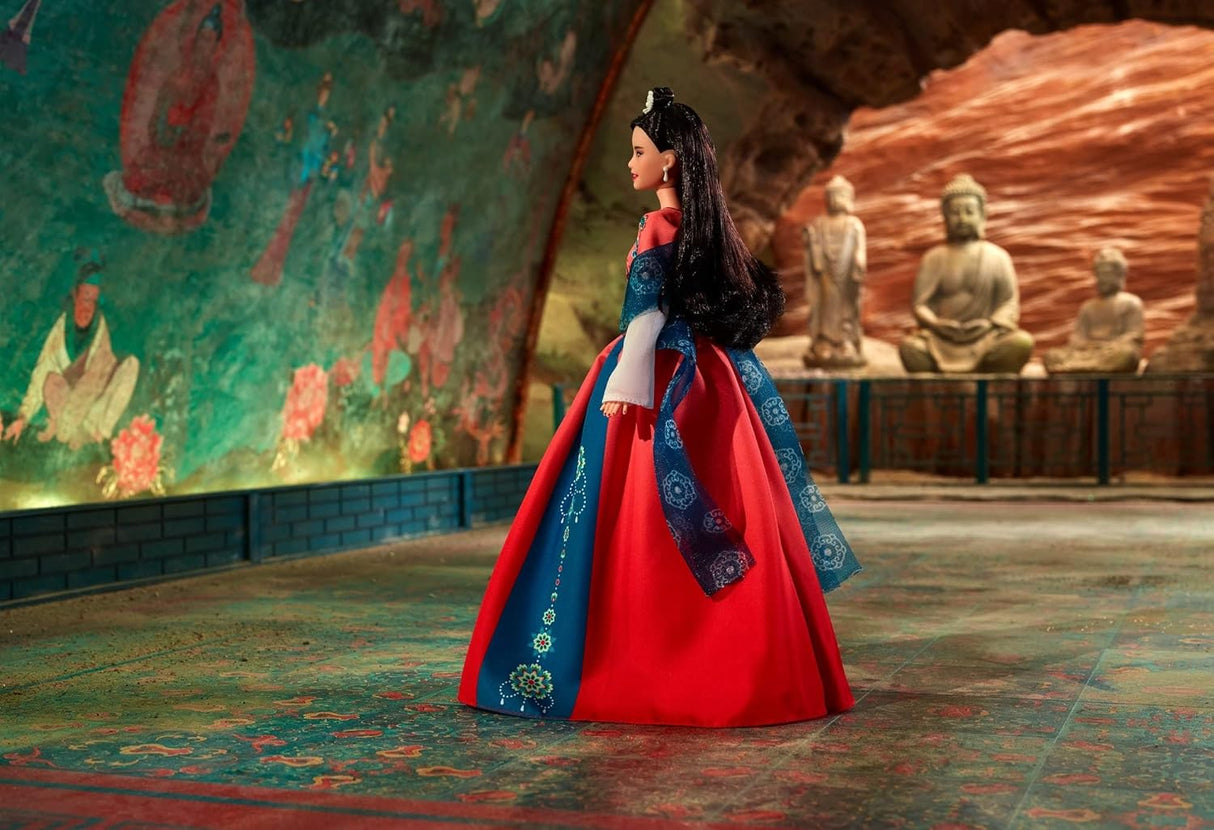 Barbie Signature Muñeca Lunar Año Nuevo Hanfu con Accesorios