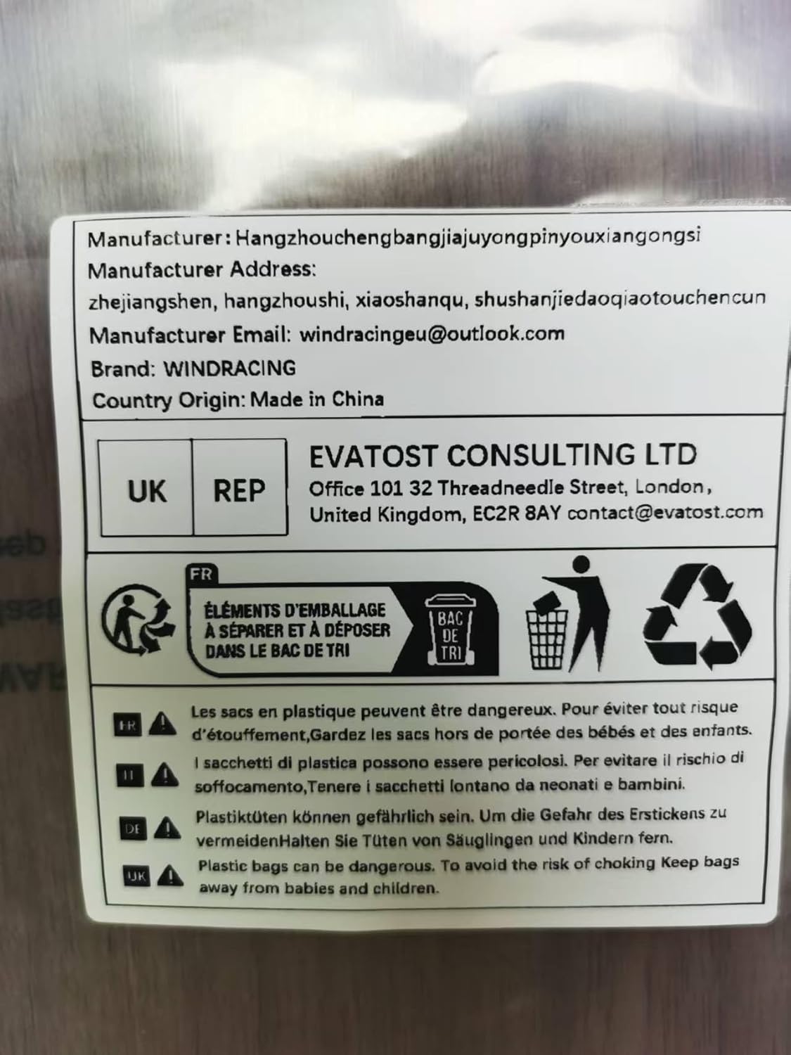 Cueva para Gatos, Marca XYZ, Suave y Caliente, Modelo ABC123