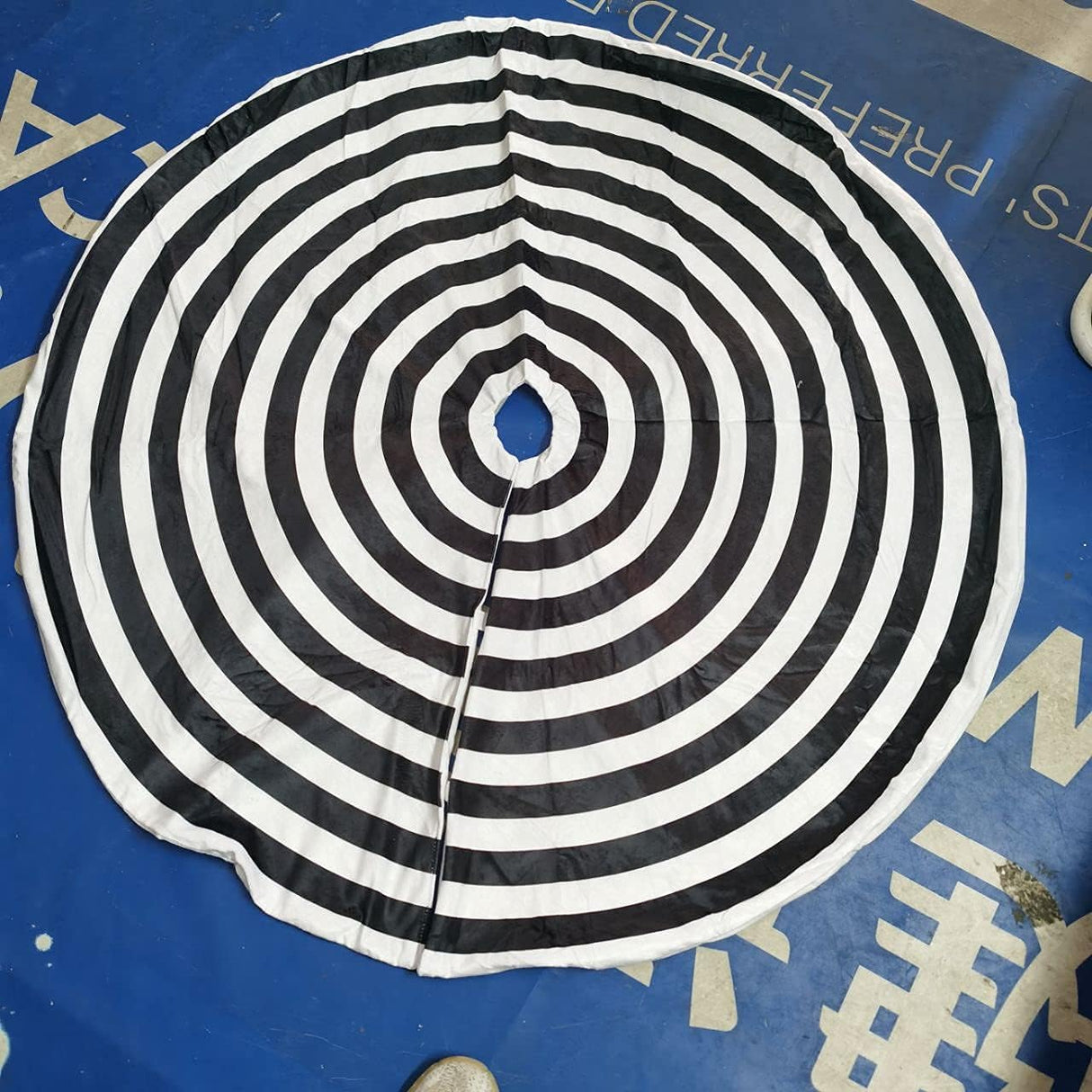 Funda para árbol de Navidad Yuboo, 48 pulgadas, diseño espiral