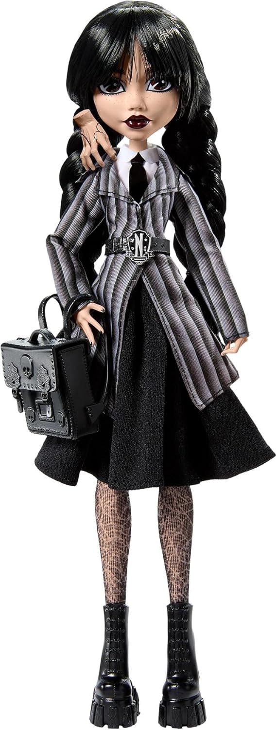 Muñeca Wednesday Addams Monster High, uniforme Nevermore, Thing