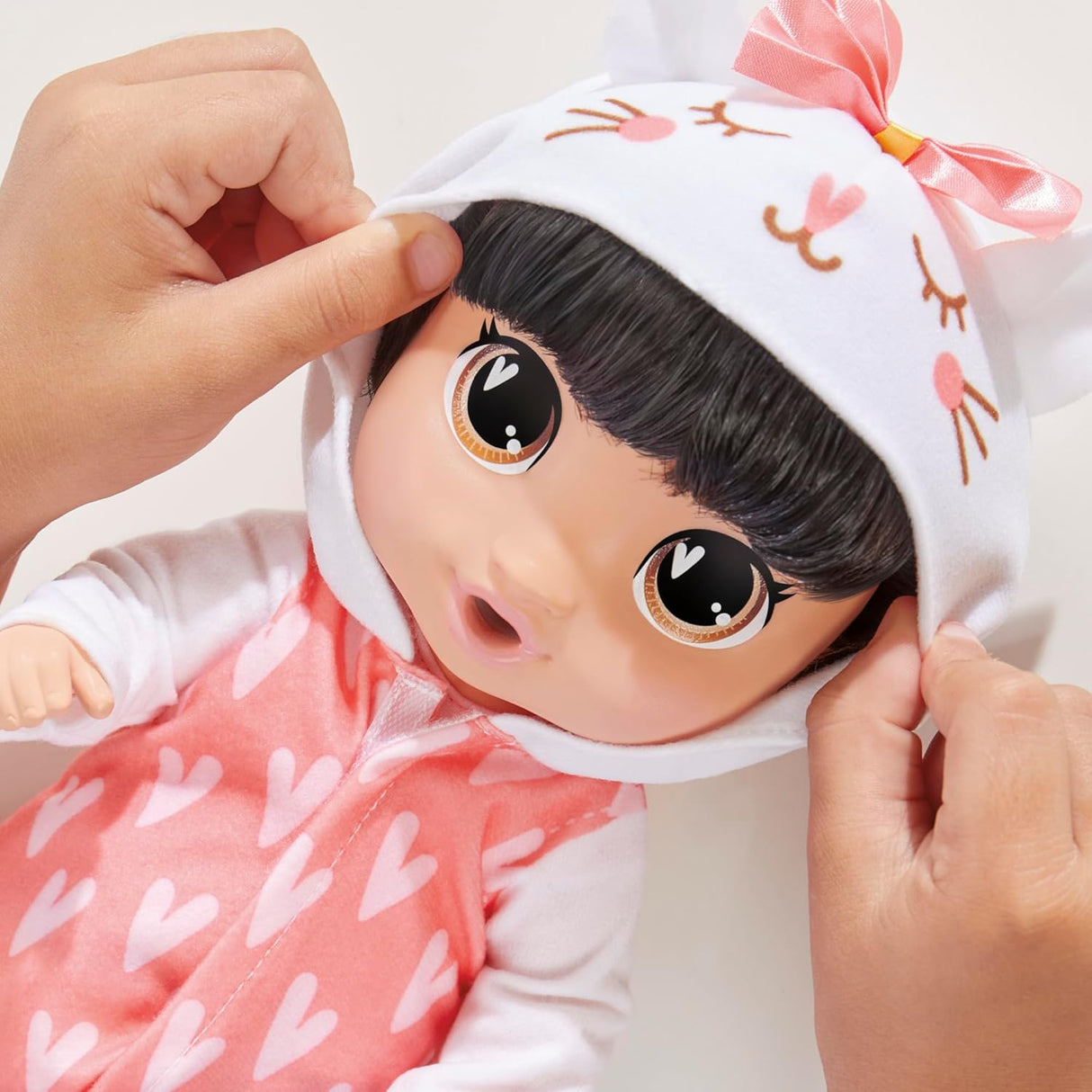 Muñeca Baby Alive Super BFF Katie Kat, 11 Pulg, Exclusiva Amazon