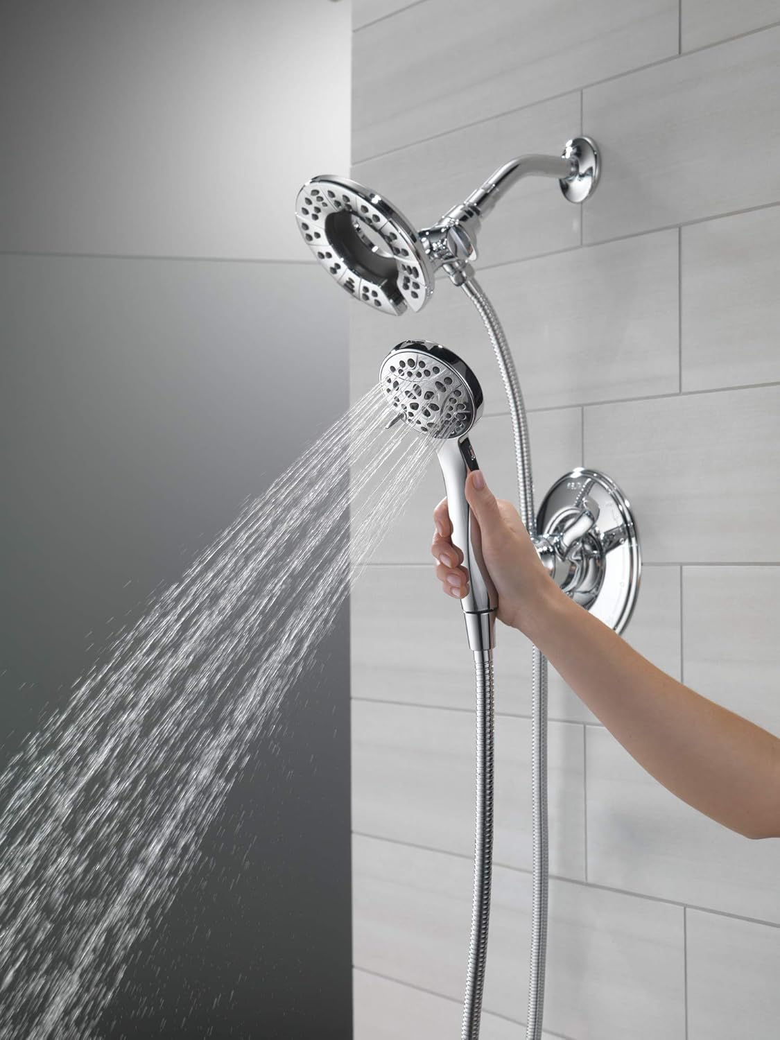 Regadera de ABS con manguera de mano 58499 DELTA FAUCET