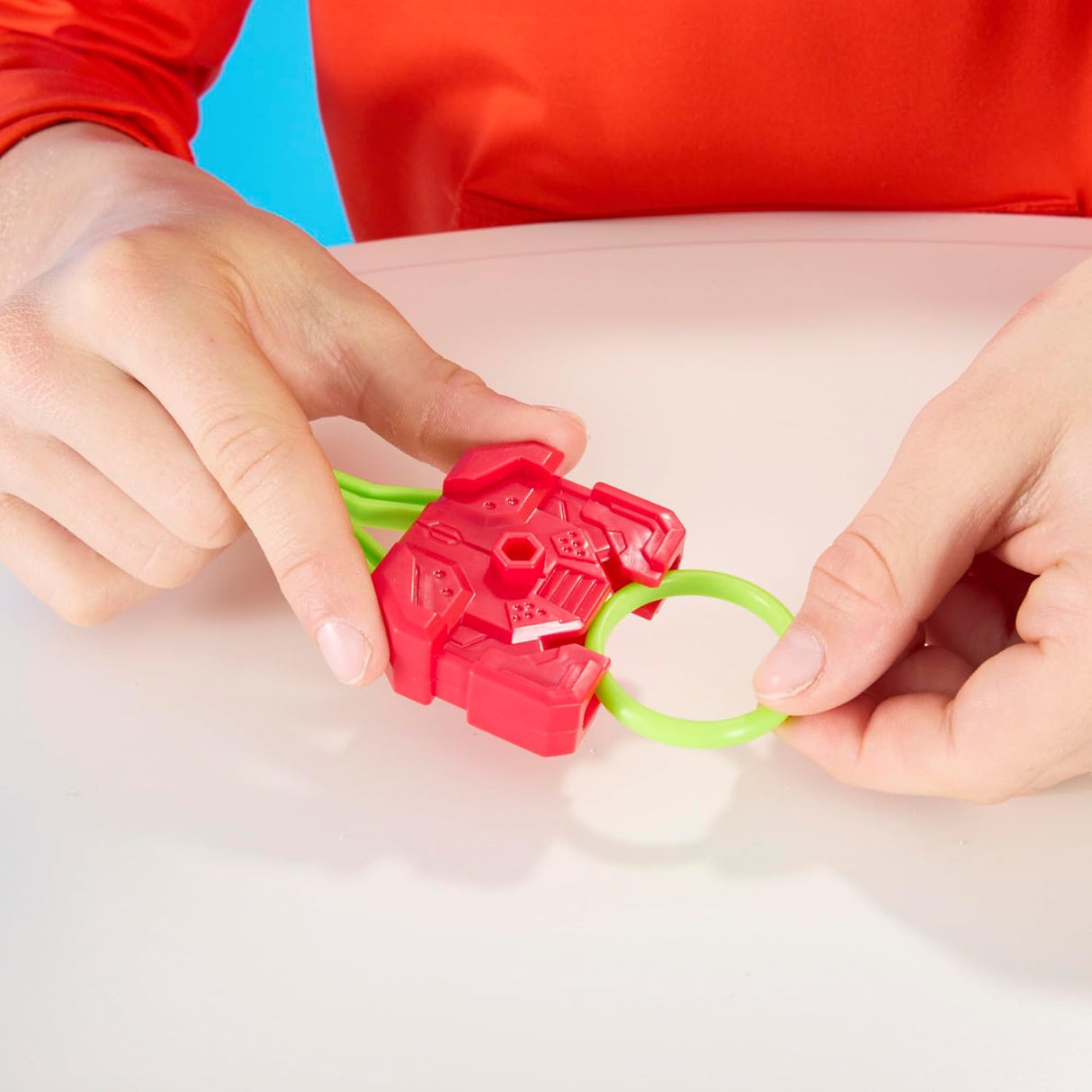 Hidro Pods Hulkbuster Aqua Armor, Juguete Sorpresa para Niños