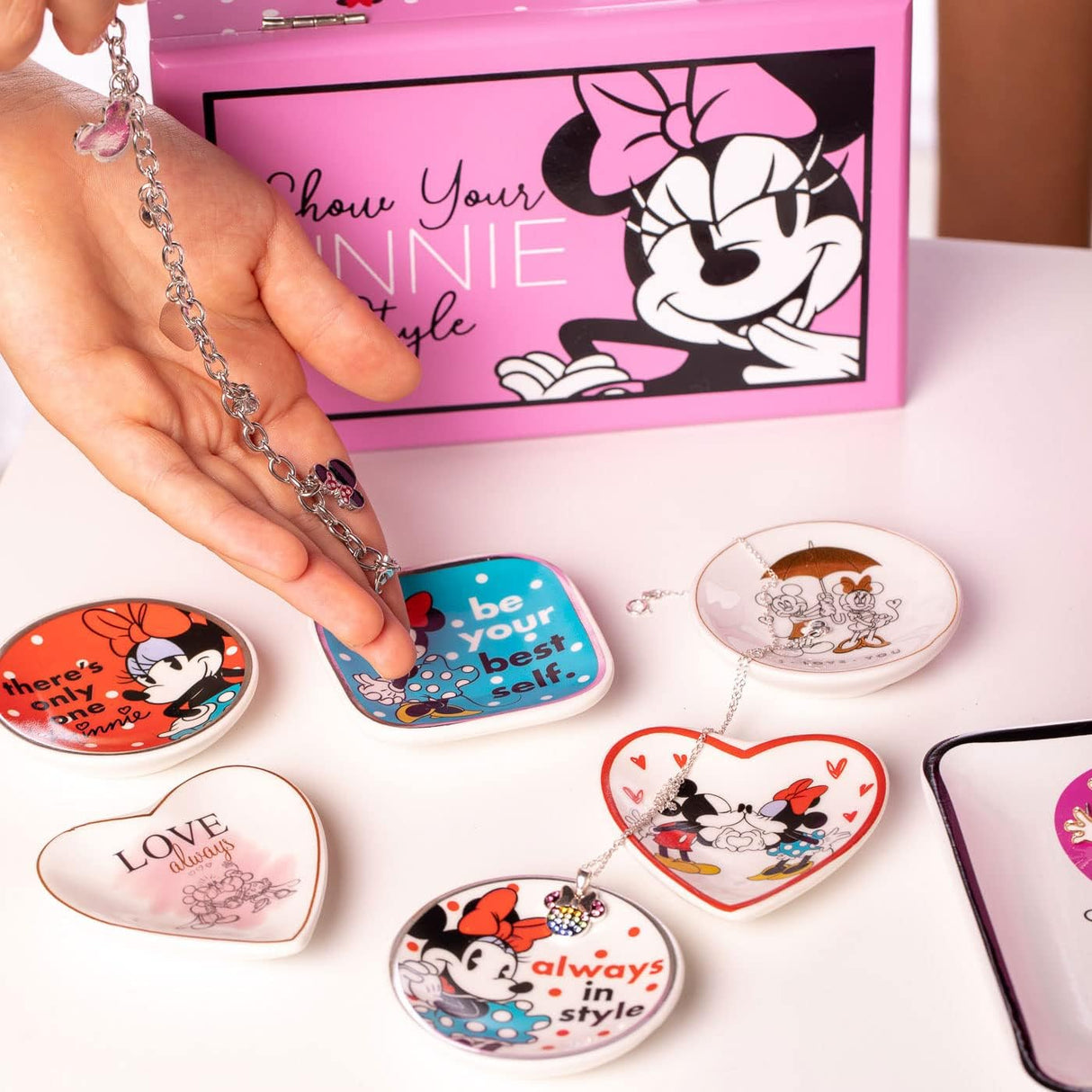 Caja organizadora de joyas de Minnie Mouse, modelo VX700651L