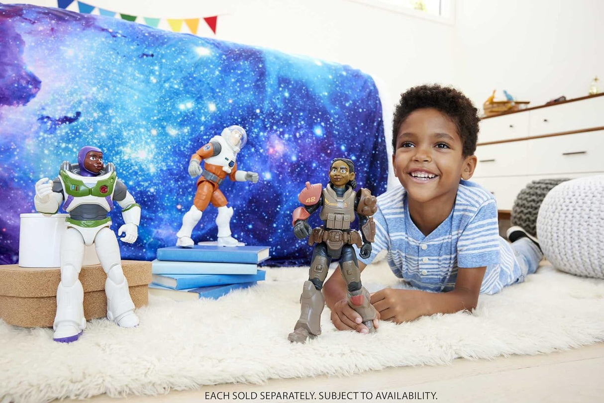 Figura de acción Lightyear, Mattel, 14 puntos de movimiento, Izzy Hawthorne