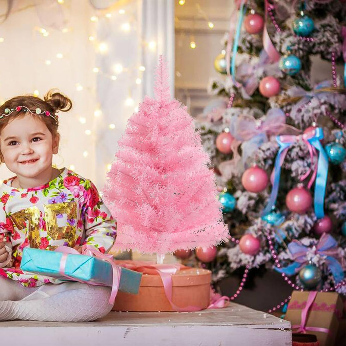 Árbol de Navidad Artificial 2FT Mini con Base Plástica, Modelo 2023