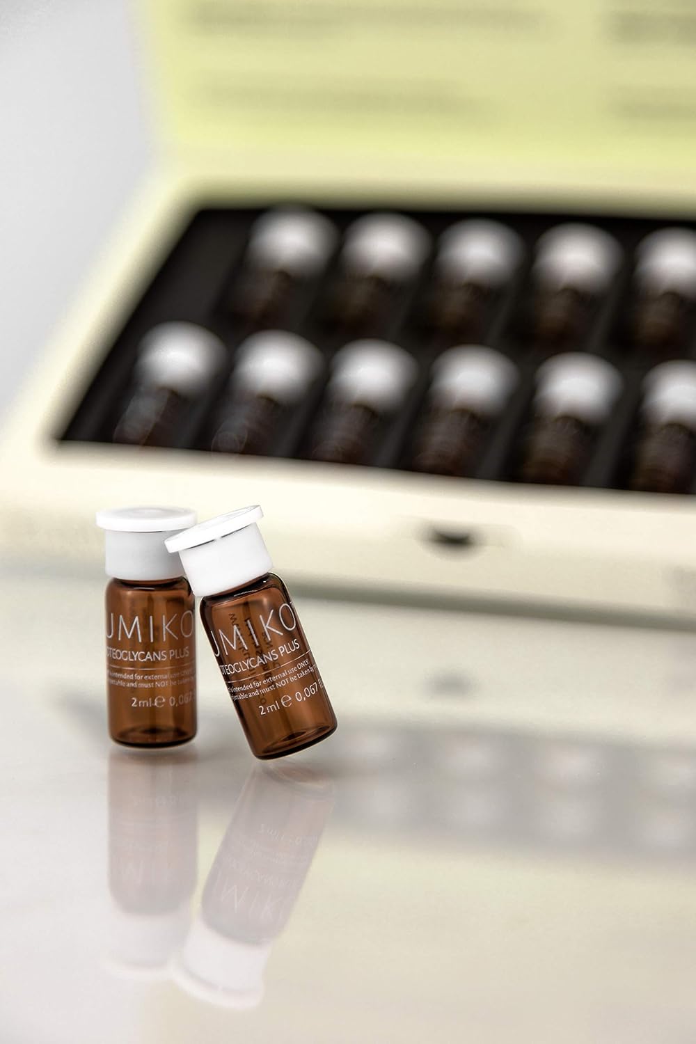 Cuidado Facial KUMIKO 1 onza total Hidratante 15 Viales