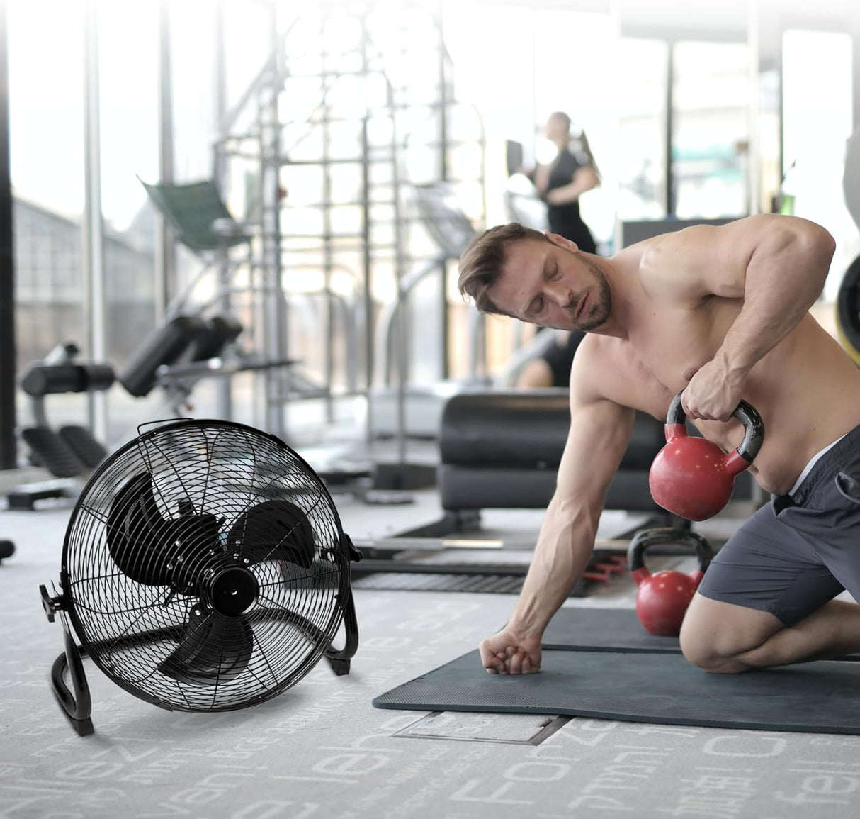 Ventilador de Piso Simple Deluxe 12 Recargable, Alta Velocidad