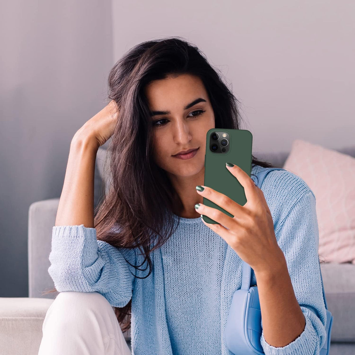 Cordking Funda diseñada para iPhone 13 Pro Max, funda protectora de silicona ultra delgada a prueba de golpes con forro de microfibra suave antiarañazos, 6.7 pulgadas, verde alpino