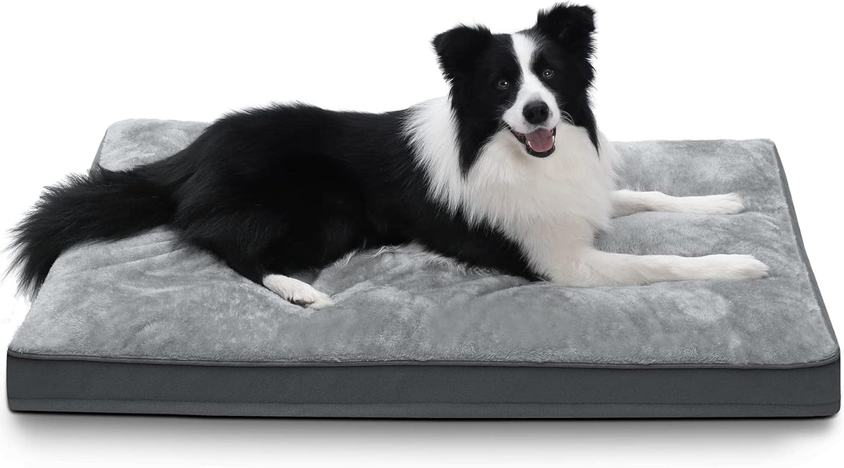 Cama para perro impermeable Deluxe Plush - 35 x 22 pulgadas
