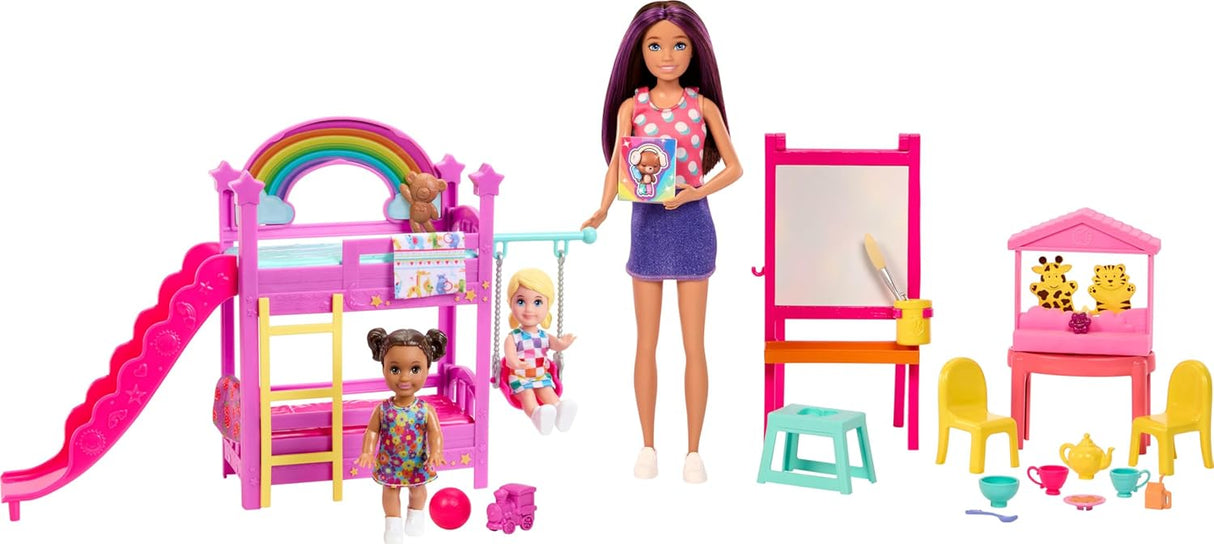 Barbie Skipper Babysitters Inc. Set de Juego con 3 Muñecas y Muebles