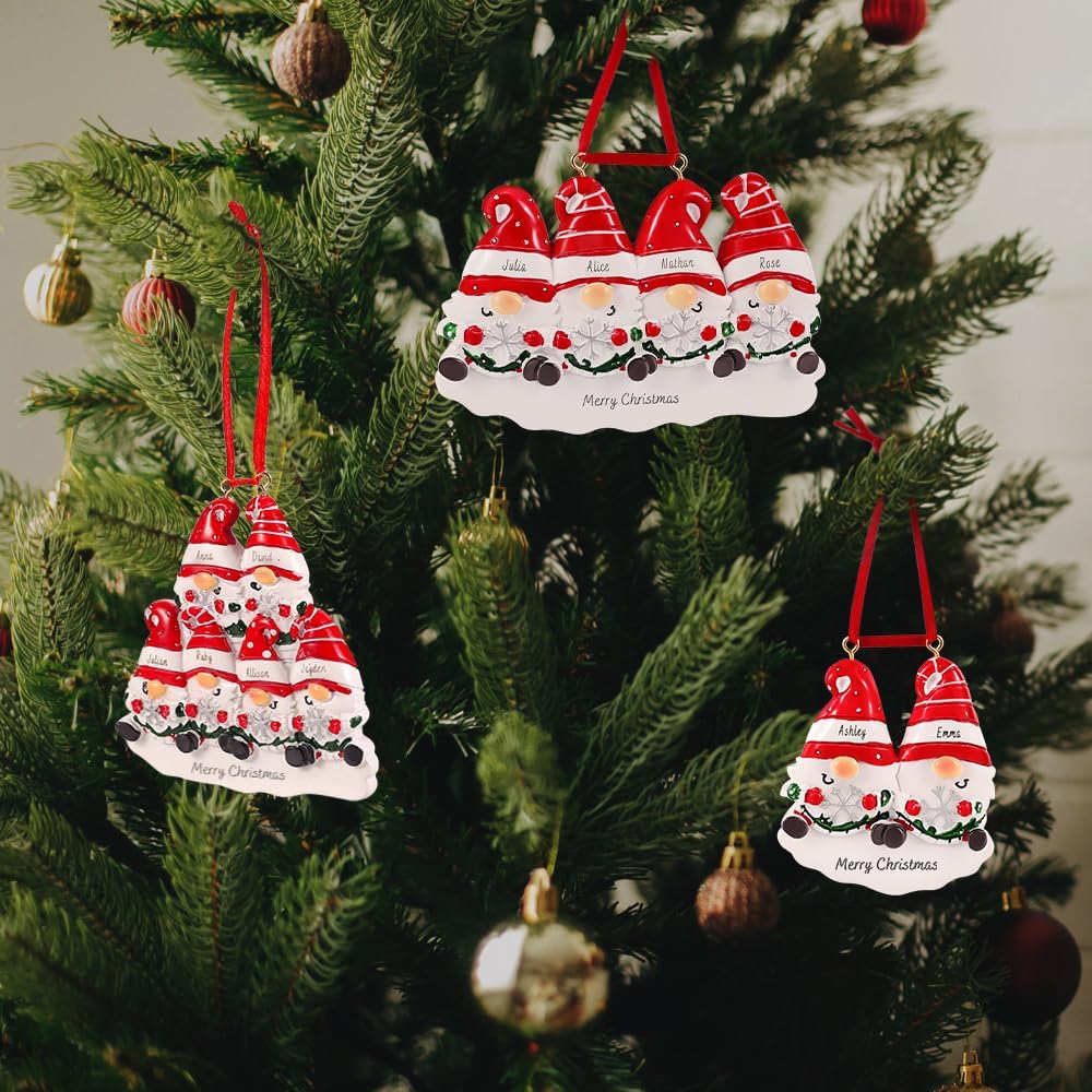 Adornos Navideños Gnome Personalizados para Familia 2024