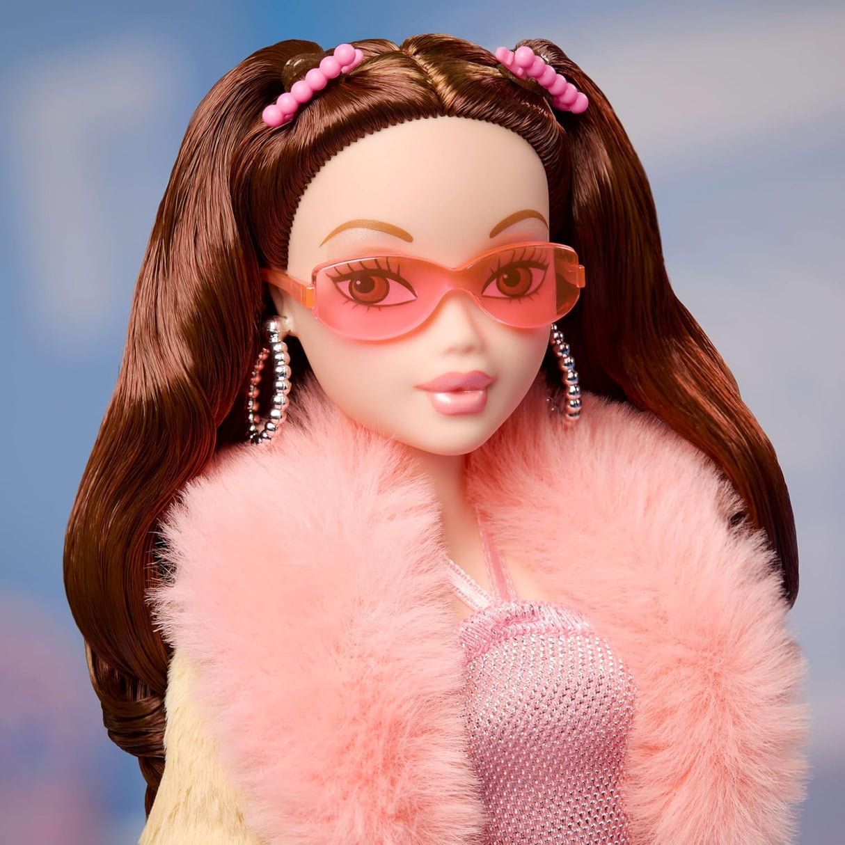 Muñeca Barbie My Scene Chelsea, Outfit Y2K, Accesorios y Base