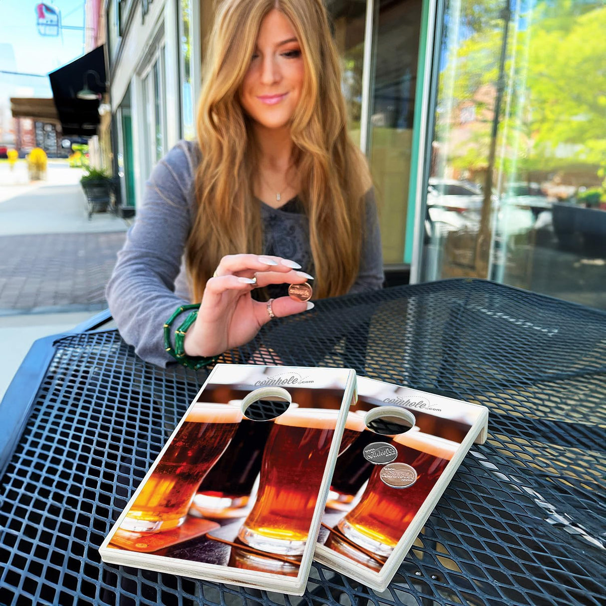 Juego de Mesa de Monedas, Set Cornhole, Incluye Vasos de Cerveza