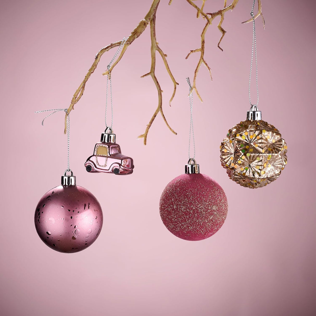Adornos Navideños DecorbyHannah, 21ct, Shatterproof, Velvet.