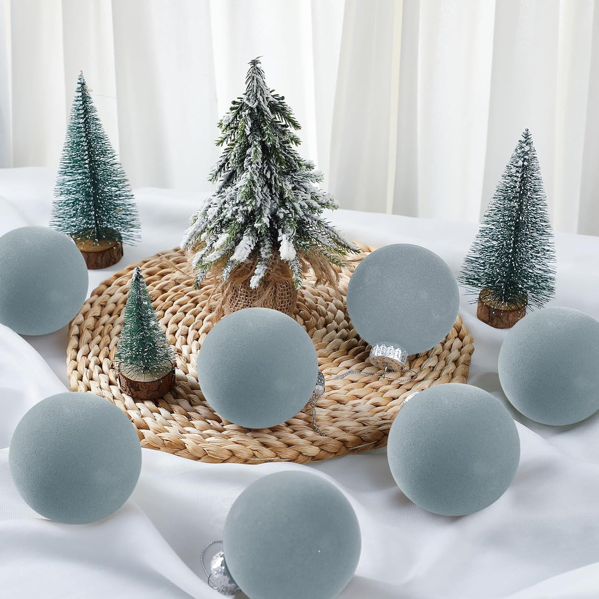 15 Pcs Adornos de Bolas de Navidad Flocked Liliful