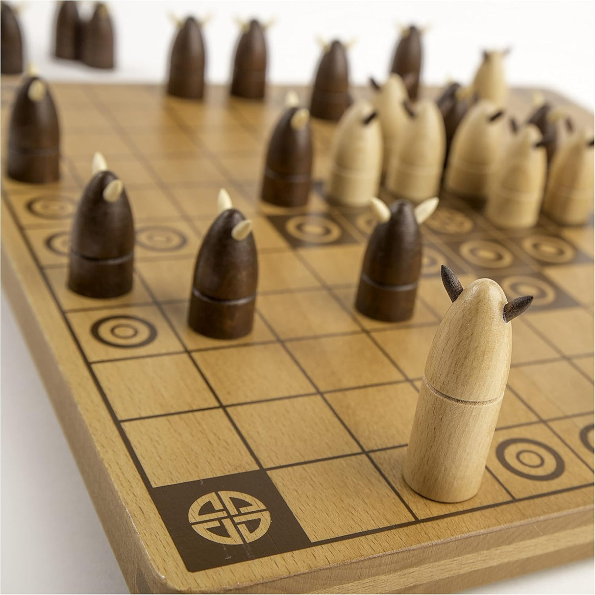 Hnefatafl Juego de Estrategia para Dos Jugadores