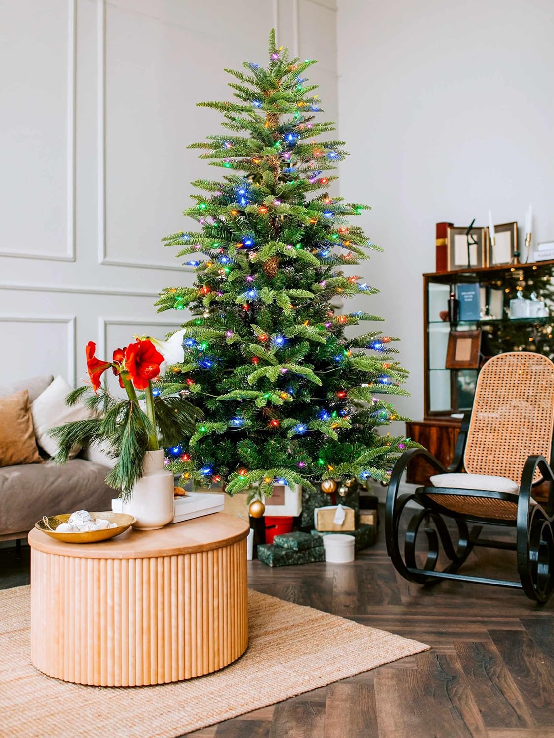 Árbol de Navidad YULETIME 6.5ft Preiluminado con luces LED