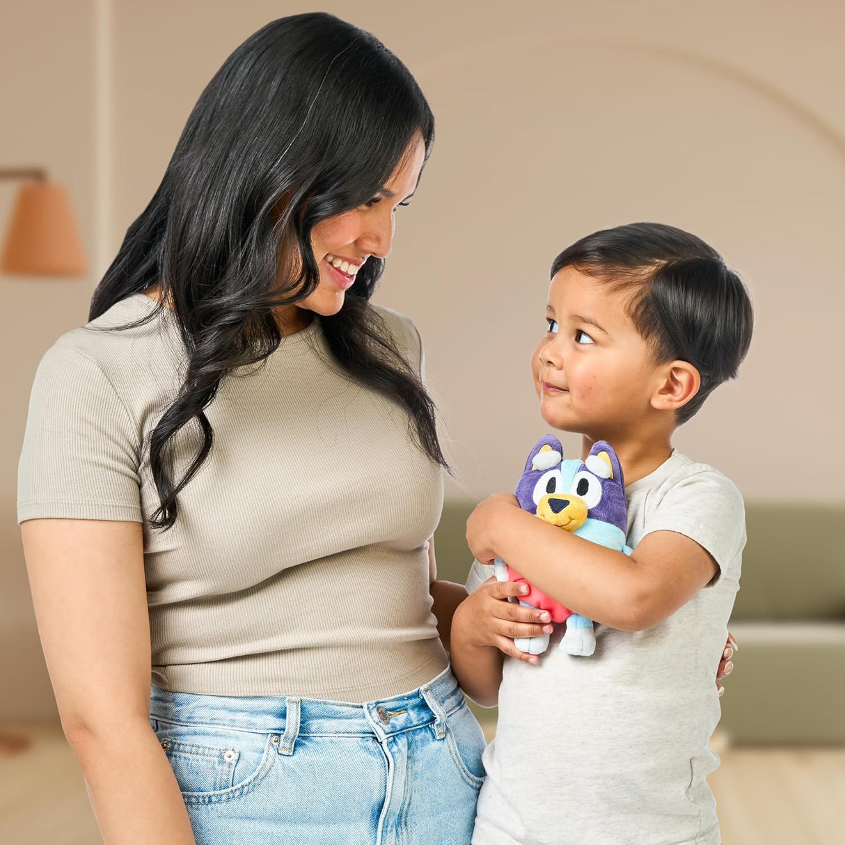 Juguete de peluche Bluey con pañal extraíble - Amigo