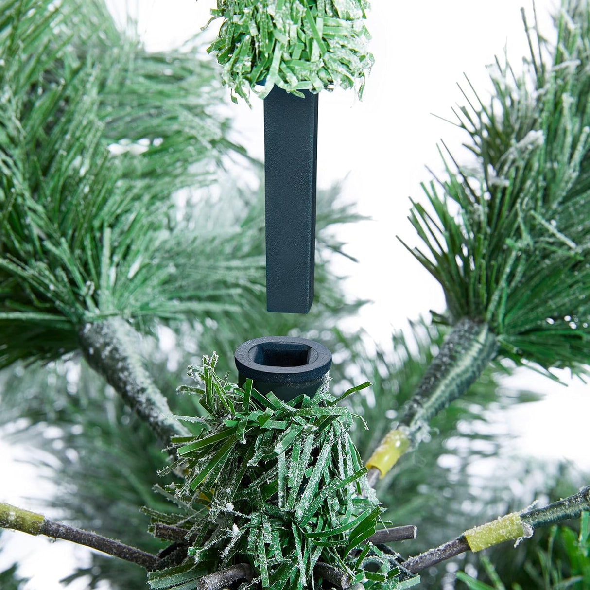 Árbol de Navidad Artificial Yaheetech 7.5ft con 1284 Ramas