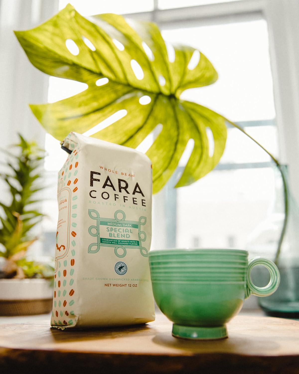 Café Molido Decaf Medio/Osuro Fara, 12 Oz