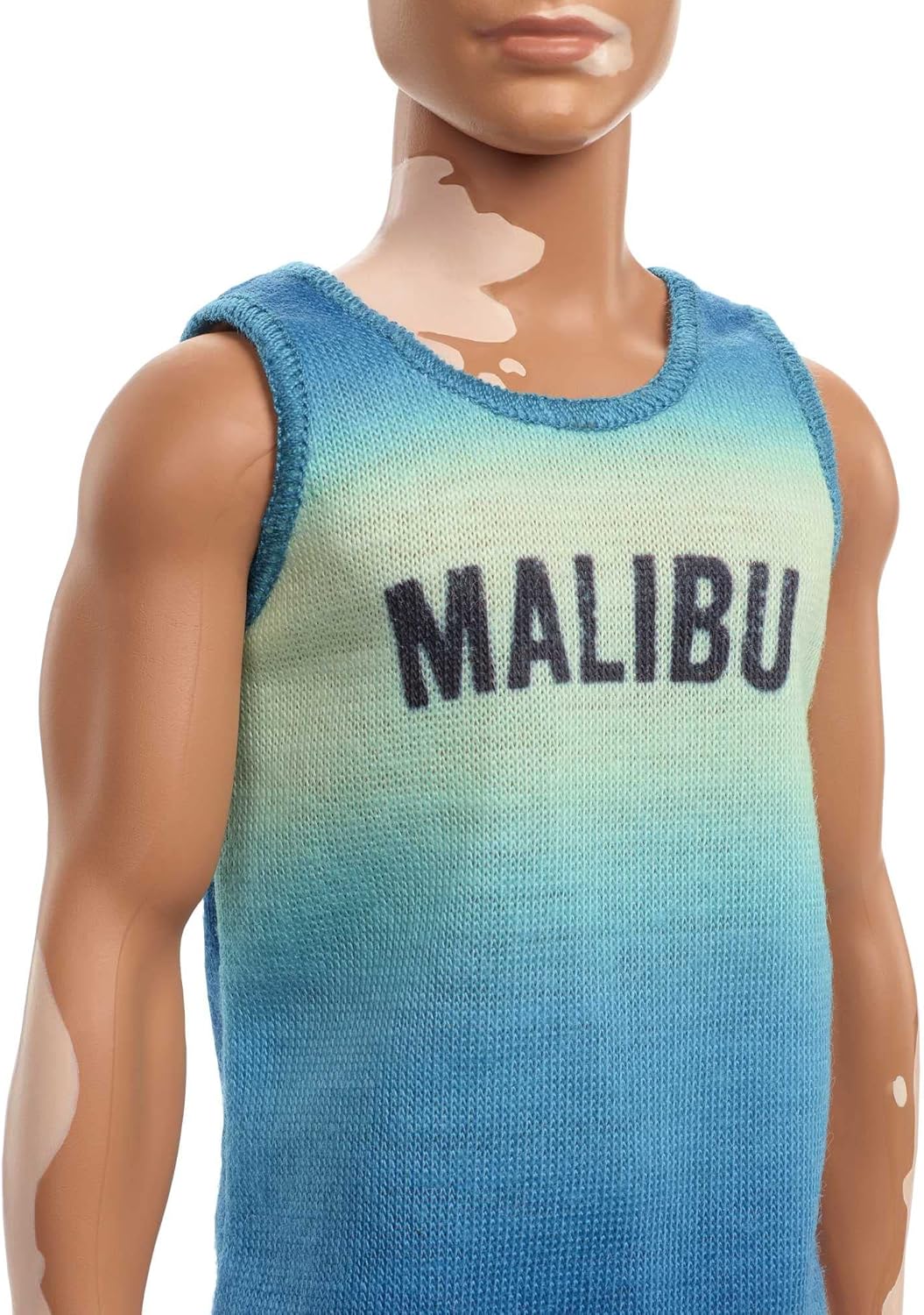 Muñeca Barbie Fashionistas Ken con Vitiligo, Malibu Tank, Shorts, #192