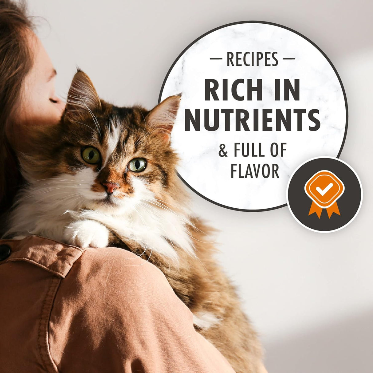 NUTRO WHOLESOME ESSENTIALS - Alimento seco natural para gatos, control de bola de pelo para gatos adultos, receta de pollo y arroz integral, croquetas para gatos, bolsa de 5 libras
