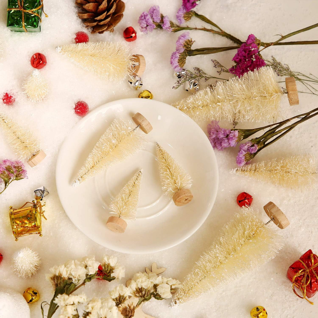 Árboles de Navidad Artificiales SATINIOR con Base de Madera 60 Pzas