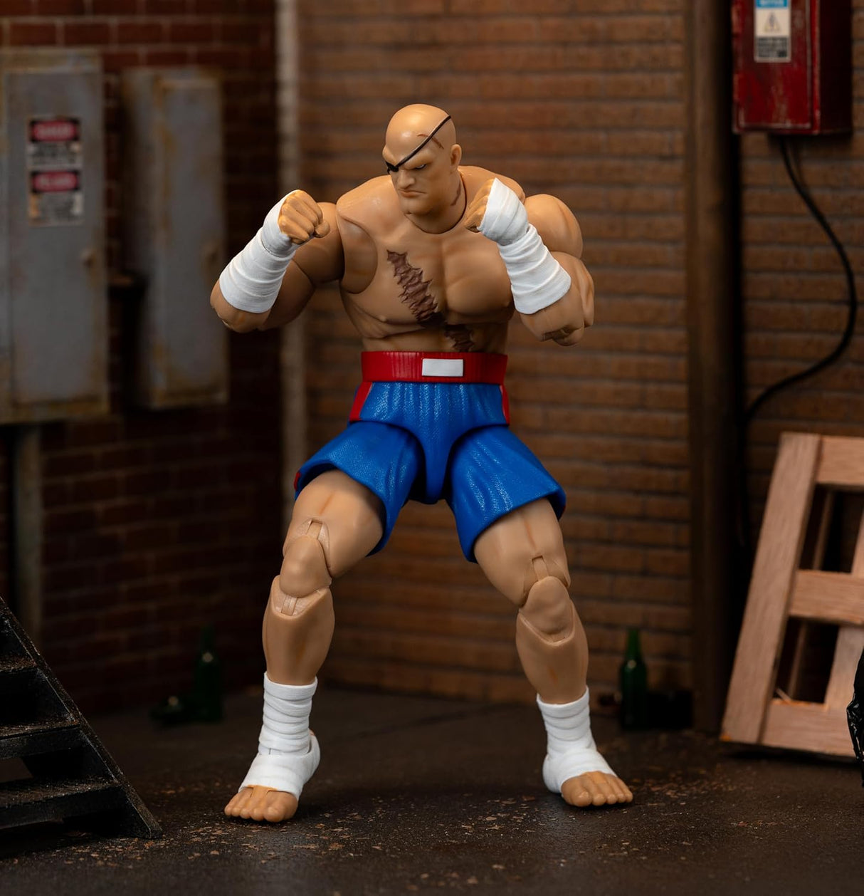 Figura de acción Sagat Street Fighter II Jada, articulada, accesorios y soporte, 7.6