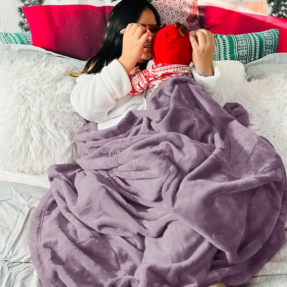 Manta de Fleece Bedsure, suave y ligera, 50x60 pulgadas