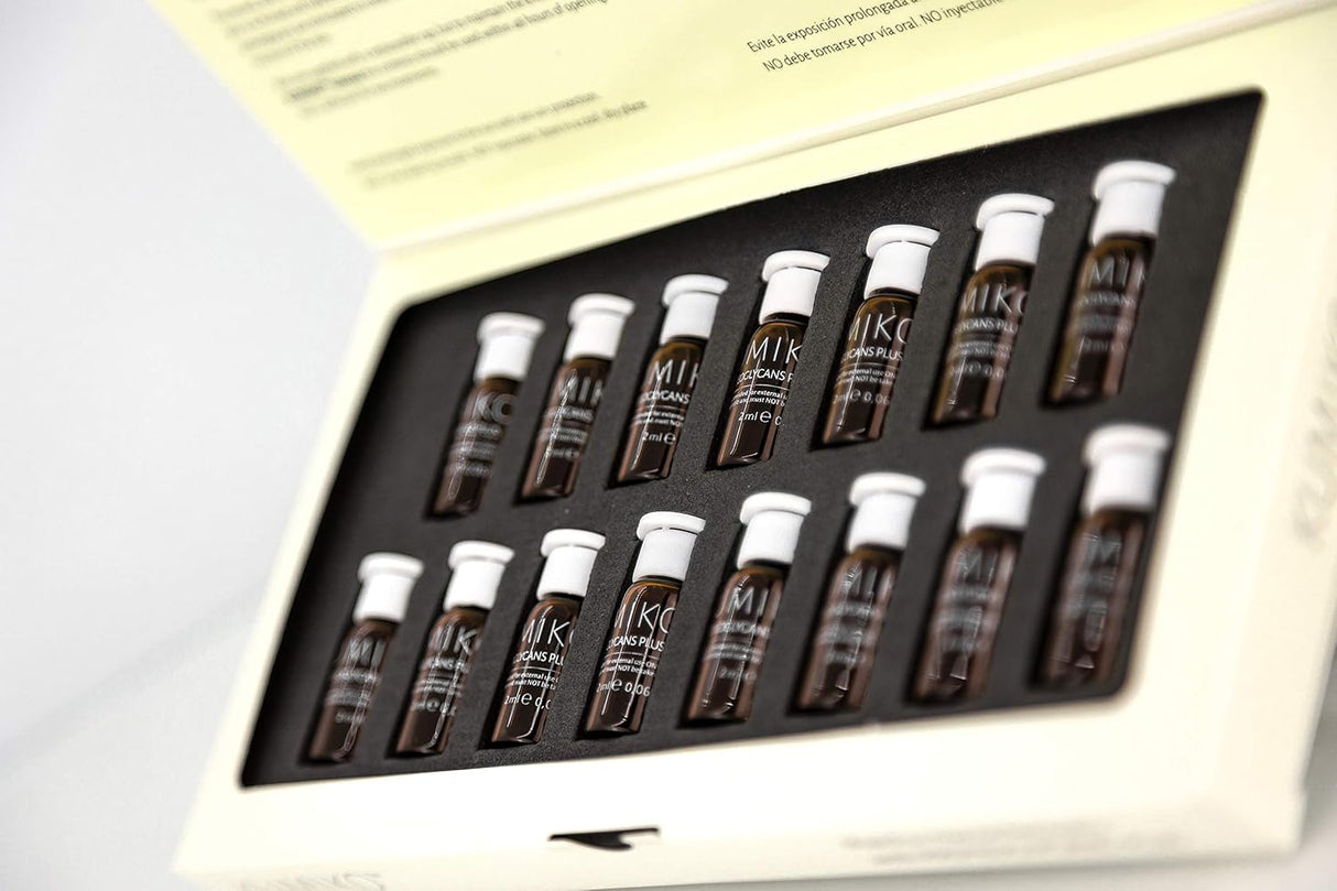 Cuidado Facial KUMIKO 1 onza total Hidratante 15 Viales