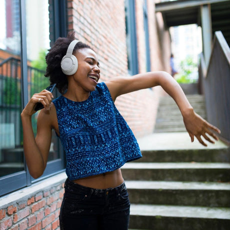 Auriculares JBL TUNE 770NC, Cancelación de Ruido, Bluetooth 5.3