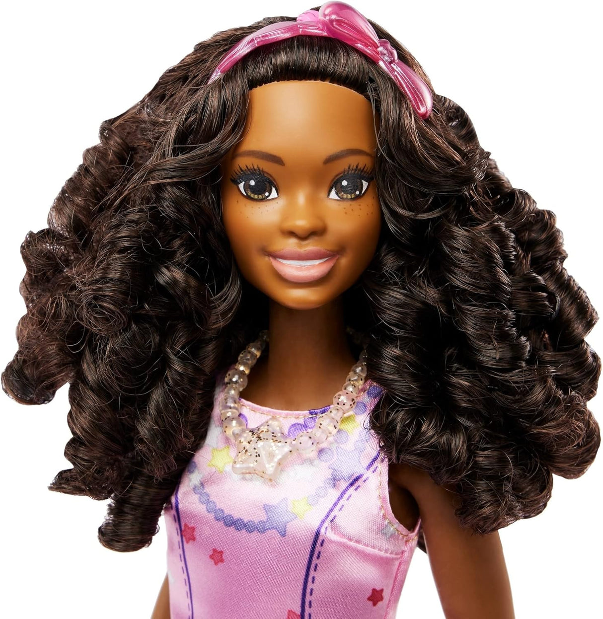 Barbie: Muñeca Preescolar Brooklyn con Cuerpo Flexible y Accesorios