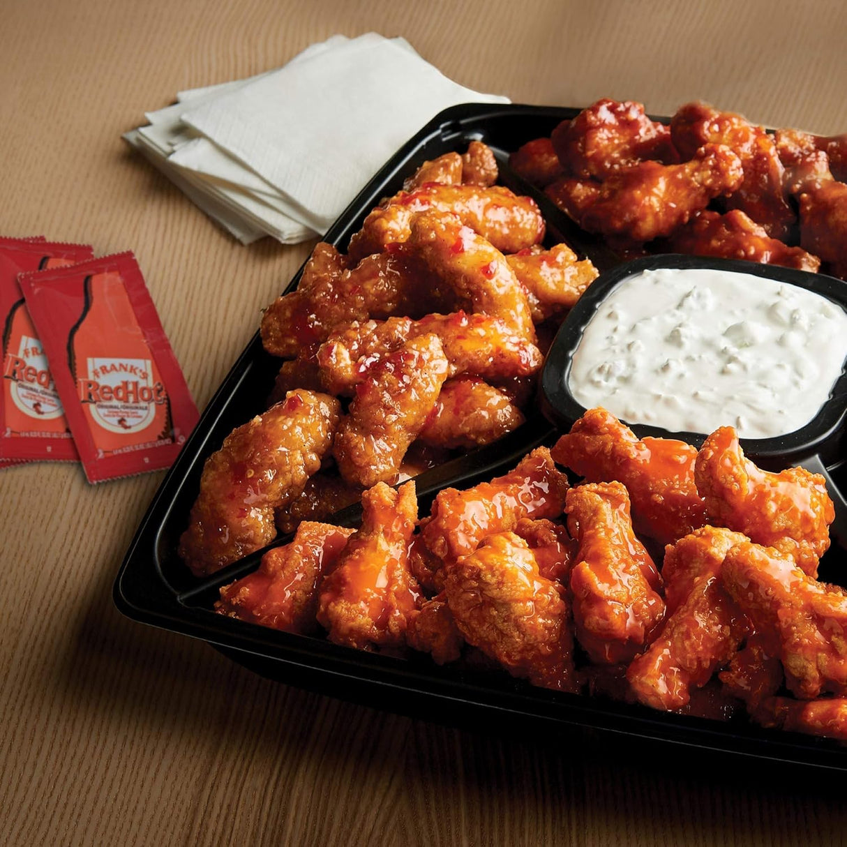 Frank's RedHot Paquetes originales de salsa de pimienta de cayena, 200 unidades, un paquete de 200 unidades de paquetes de salsa picante Frank's, tamaño perfecto de una sola porción para llevar, entrega y catering