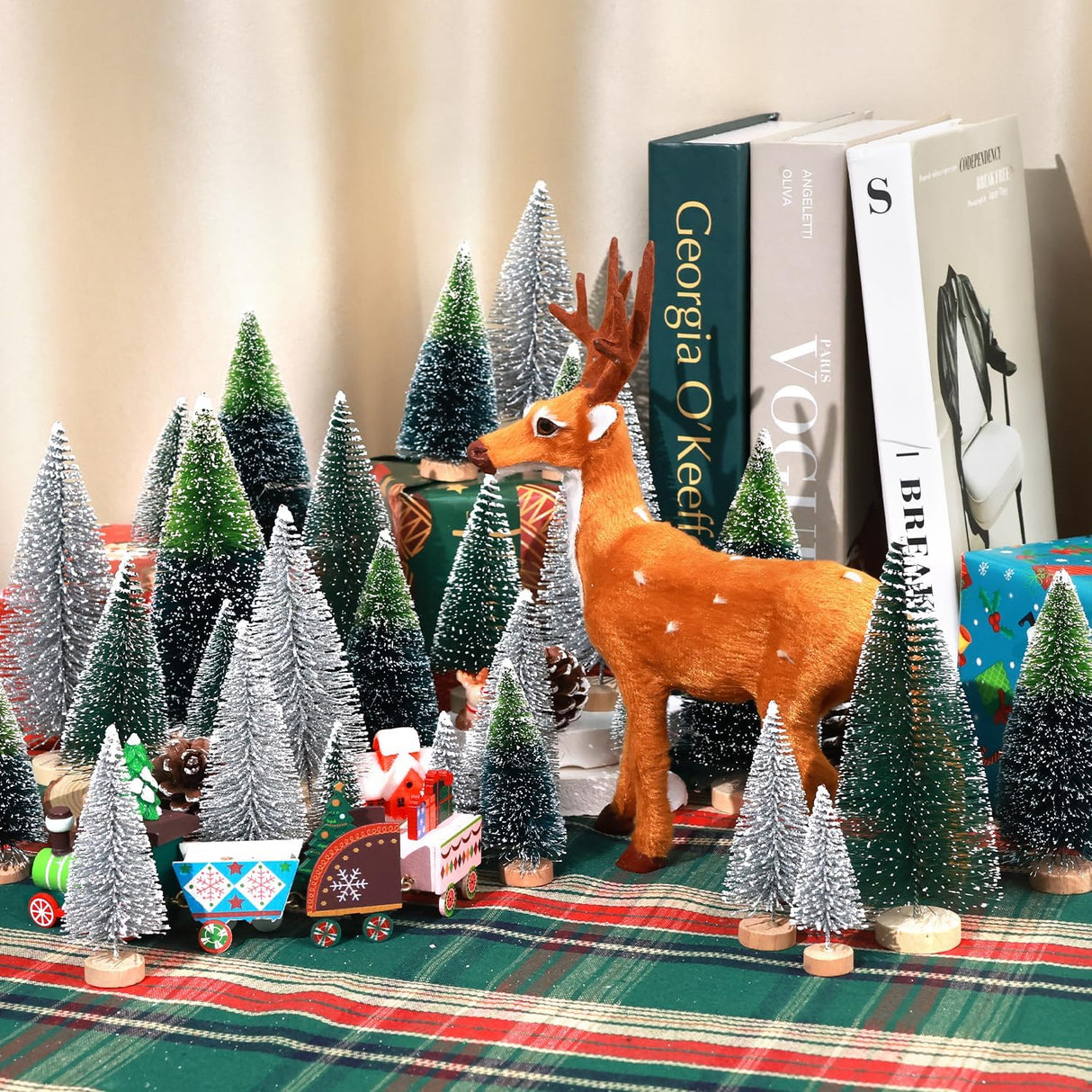 Mini Árboles Navideños Artificiales con Base de Madera para Decoración