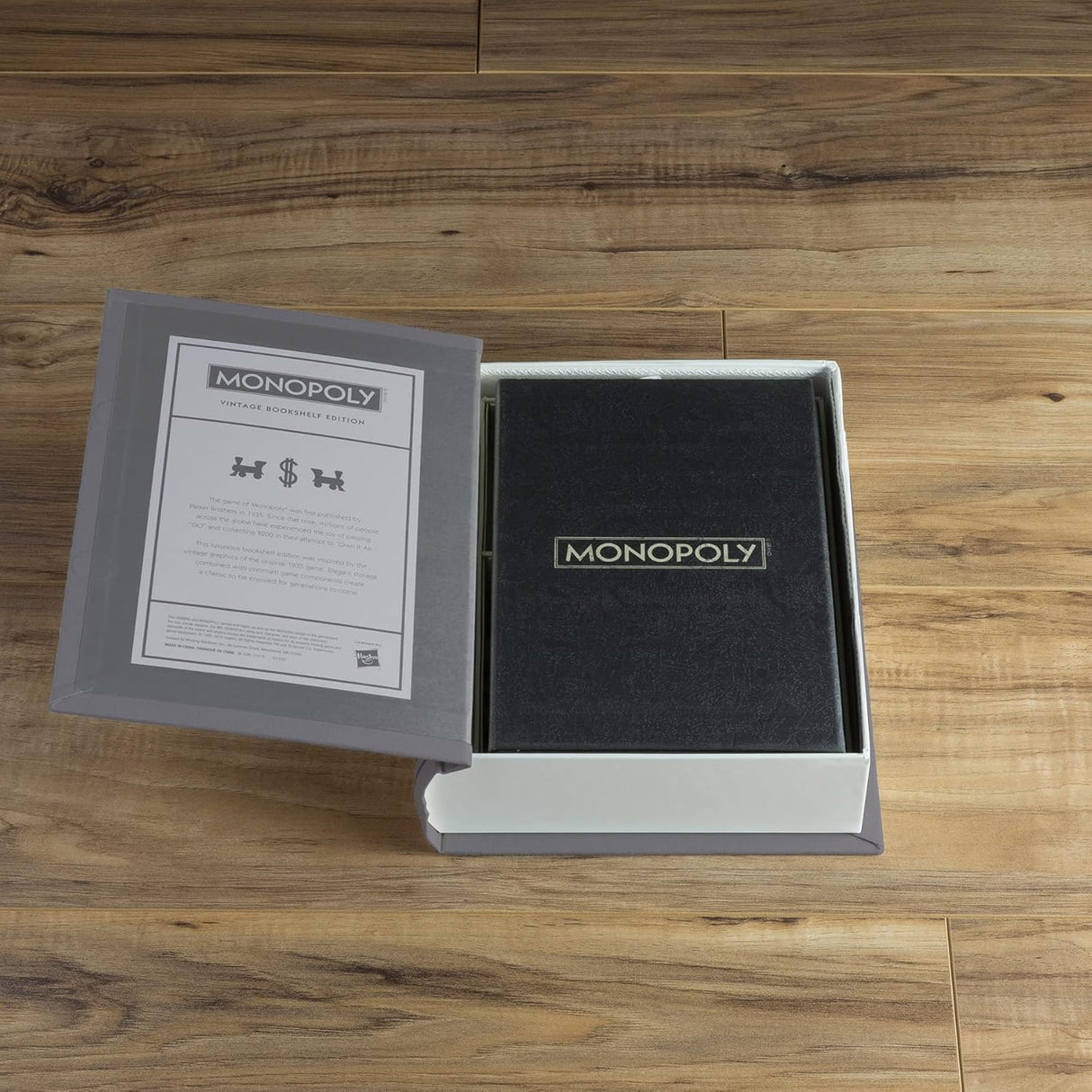 Monopoly Edición Vintage de WS Game Company - Estantería